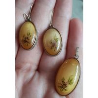 Винтажный комплект: серьги и кулон из Селенита. Ручная роспись на камне.