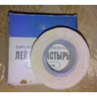 Лейкопластырь рулонный в картонной коробке, 1980 г.